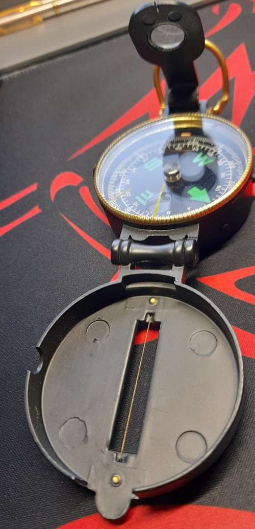 Vintage Engineer Directional Compass