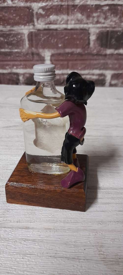 Vintage Puskin Vodka Mancave / Bar `Dronkgat` Figarine 135mm High