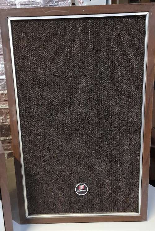 Vintage Late 70`s - Hitachi DPK-303  - Record Player and  Radio in working and in Amazing Condition.