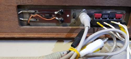 Vintage Late 70`s - Hitachi DPK-303  - Record Player and  Radio in working and in Amazing Condition.