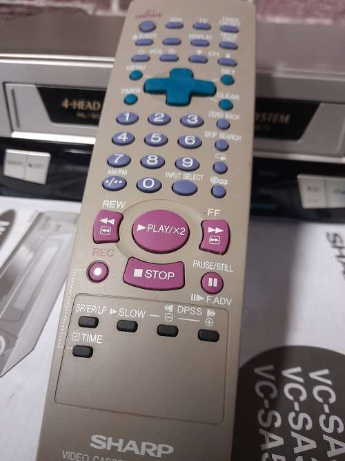 Sharp VC-SA570 -  VCR in Working order with Remote and user Manual.