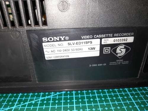Sony SLV-ED115PS -  VCR in Working order with Remote.
