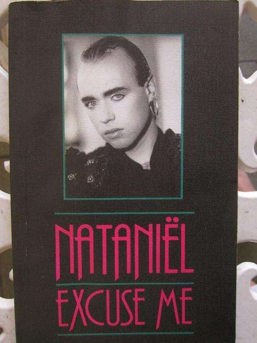 Excuse Me - Nataniel -GETEKEN-  PAAR BLADSYE IS GERIFFEL