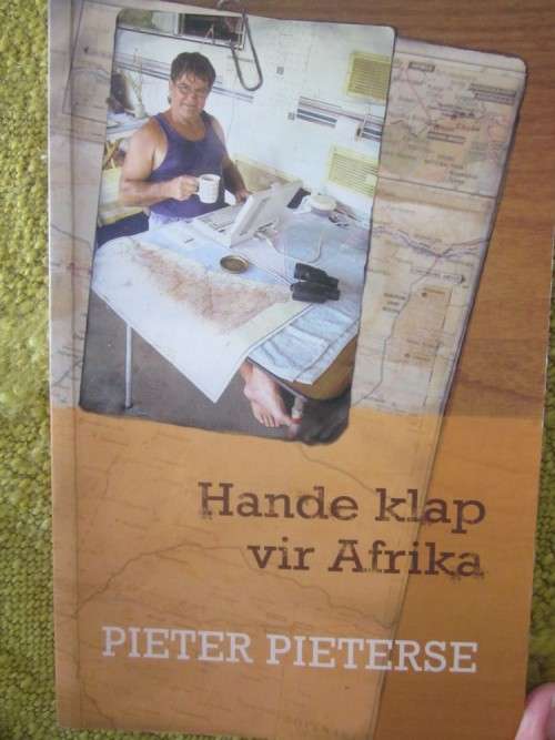 Handeklap vir Afrika- Pieter Pieterse- sagteband