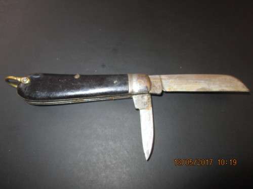 OLD HIGH CARBON STEEL..BILTONG KNIFE...RAZOR SHARP