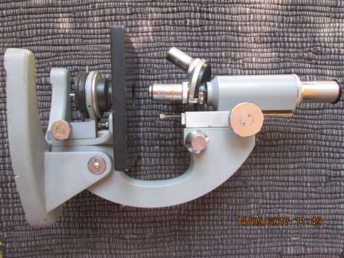 TOP QUALITY "GLOBE HKS-2" PROFESSIONAL MICROSCOPE ..PLEASE SEE PICS