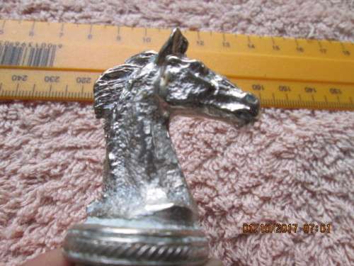 STUNNING DETAIL.. PEWTER WINE STOPPER..NICE..SEE PICS