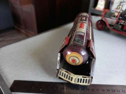 LARGE VINTAGE TIN PLATE TRAIN FOR DISPLAY