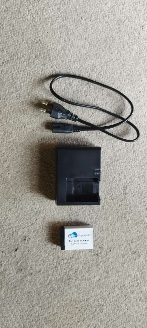 Canon M6 Mark II + 2 Canon Lens+ Canon Lens Adaptor