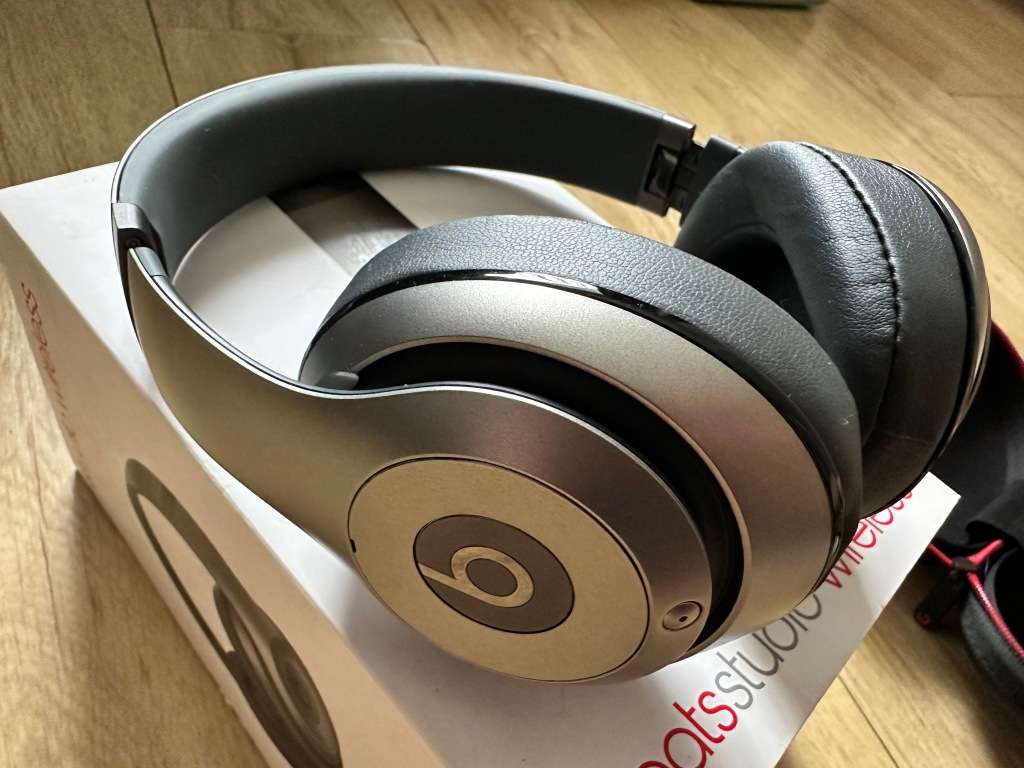 Beats Studio Wireless 2 Headphones