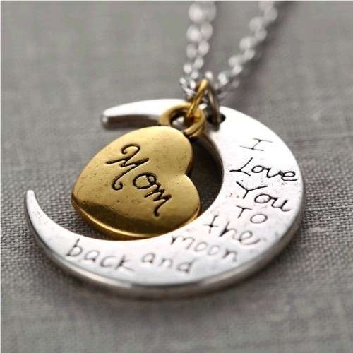 Stunning Gift Necklace - Love you to the moon and back Mom