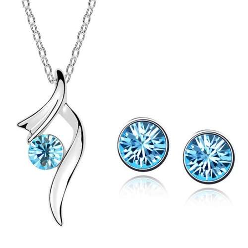 Beautiful Women's Jewelry Set Necklace + Bright Studs Earrings - Blue