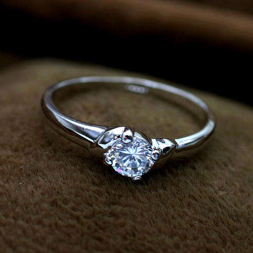 BEAUTIFUL 18K original white gold Plated Ring with diamond style Zircon Crystal - 17MM