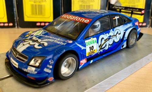 SCALEXTRIC OPEL VECTRA GTS V8