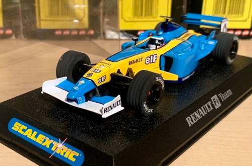 SCALEXTRIC RENAULT FORMAULA 1 CAR