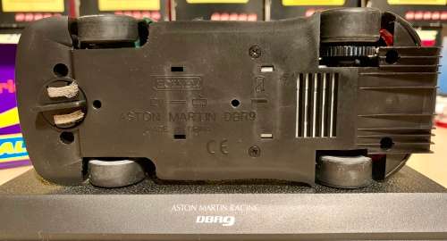 SCALEXTRIC ASTON MARTIN DBR9