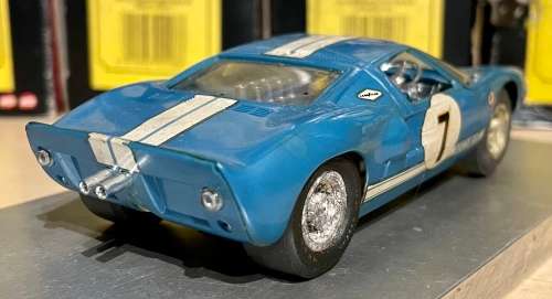 Cox Ford GT40