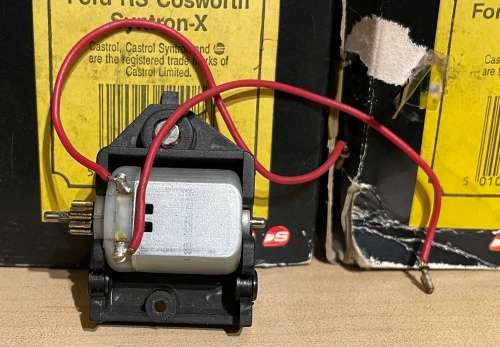 Fly Motor Cradle And Magnet