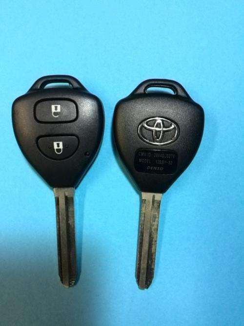Toyota Corolla / Fortuner / Quantum/Yaris   2 Button Remote Key