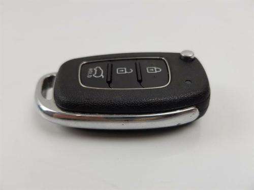 Hyundai I20 3 button remmote key with ID46 chip and 433mhz
