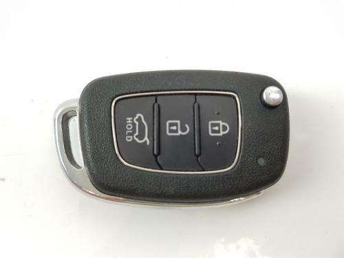 Hyundai I20 3 button remmote key with ID46 chip and 433mhz