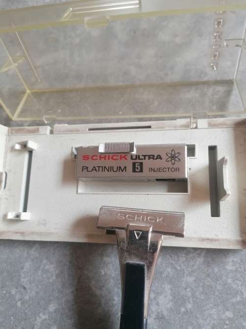 Vintage Schick Razor