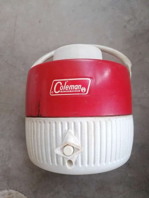 Vintage Coleman Cooler! Retro Summers!