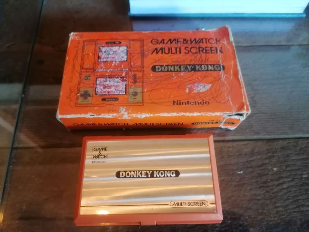 NINTENDO GAME AND WATCH DONKEY KONG I