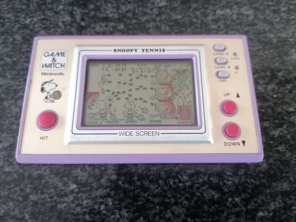 NINTENDO GAME AND WATCH  : SNOOPY TENNIS