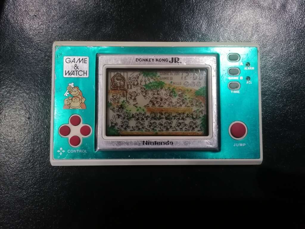 NINTENDO GAME AND WATCH  : DONKEY KONG JUNIOR