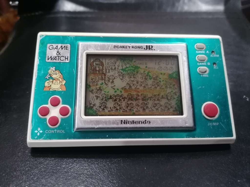 NINTENDO GAME AND WATCH  : DONKEY KONG JUNIOR