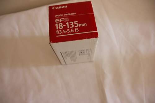 CANON LENS  EF-S 18-135MM F/3.5-5.6 IS BRAND NEW IN BOX