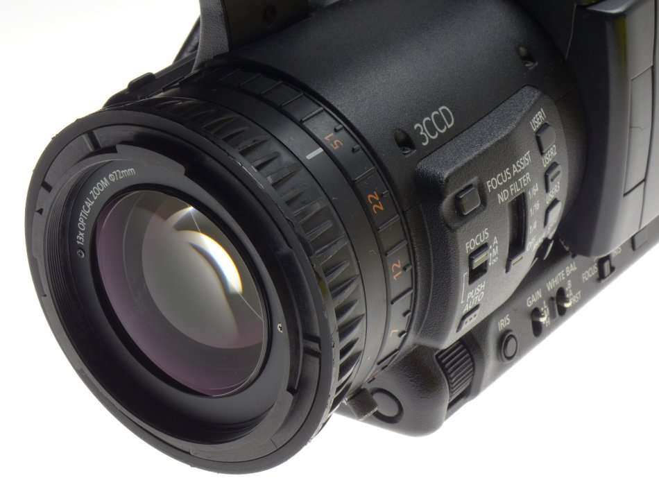 Panasonic P2HD DVCPRO HD Camcorder PAL