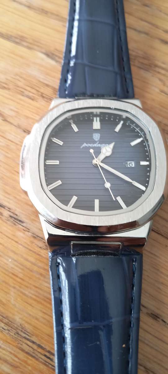 Top Brand Luxury Men`s Wrist Watch Silver Blue