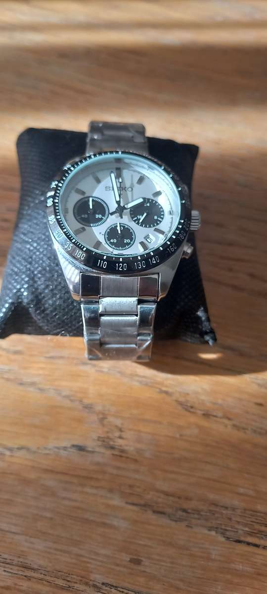 Mens Chronograph Panda Quartz Watch