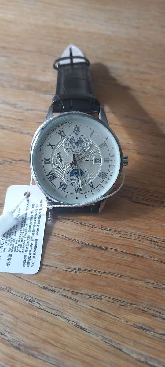 Mens Luxury Wristwatch