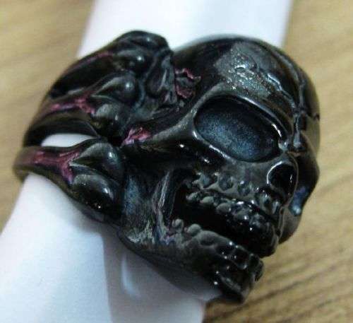 BLACK STAINLESS STEEL SKULL RING SIZE 14