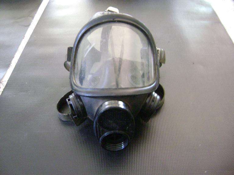 GAS MASK