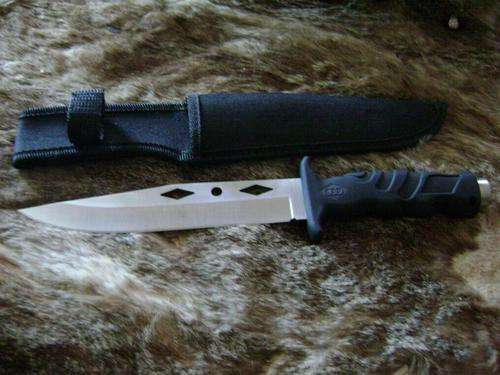 COLUMBIA STEEL HUNTING/DIVING KNIFE - EXTREMELY SHARP!!!