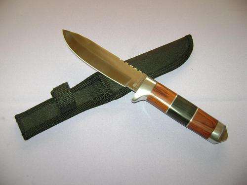 BEAUTIFUL HUNTING KNIFE BY COLUMBIA USA!!  VERY SHARP