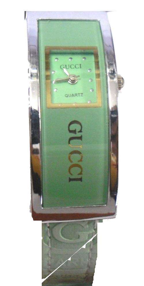 GUCCI WATCH IN A GIFT BOX - IDEAL FOR XMAS GIFTS