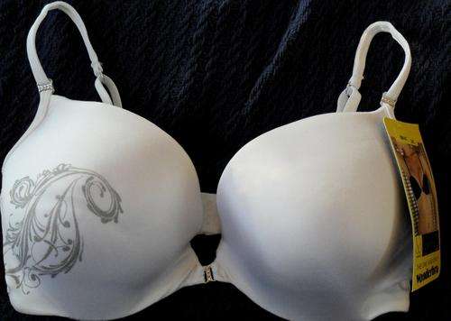 Stunning white Wonderbra