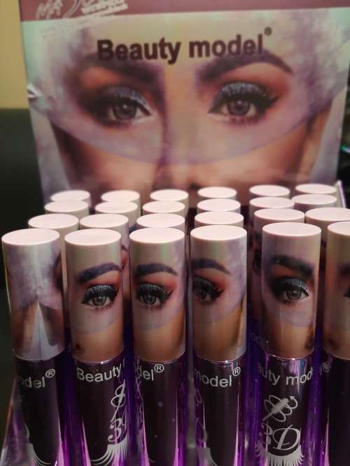 3D Volume Mascara - By Beauty Model