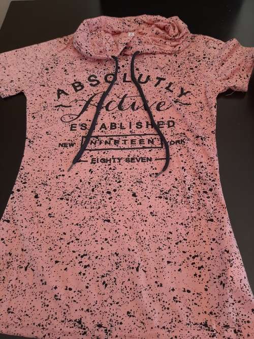 LADIES SPLATTER TEES. Size SS to L.