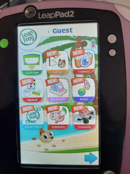 Kids Leapfrog tablet, with 2 games and carrycase