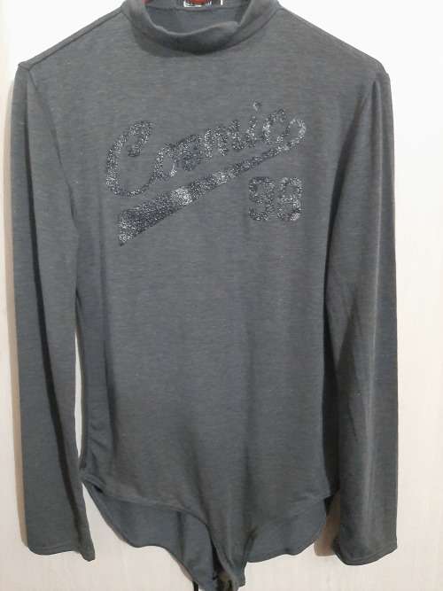 Grey ladies top - Size L