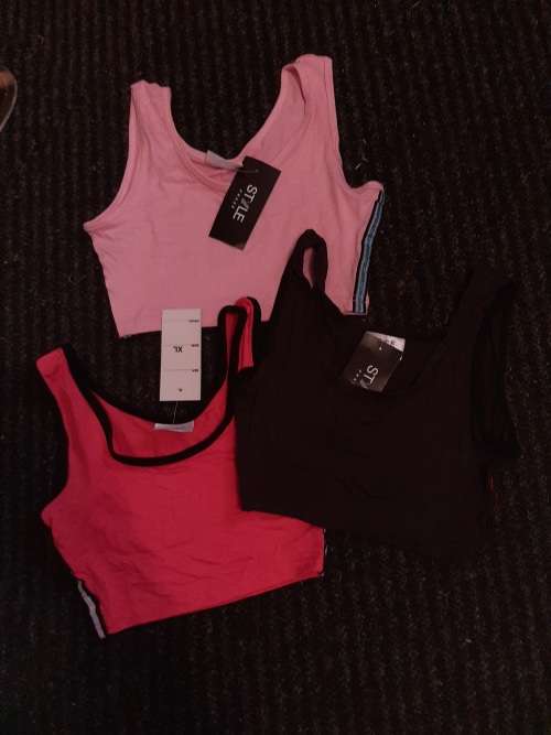 3 x Gym top Combo. All for 1 Bid