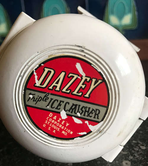 Rocket Shaped! Vintage 1940's - 1950's USA Dazey Triple Ice Crusher