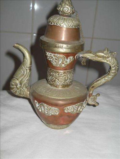 19th Century Turkish Copper Kettle with lid on chain - Measurement height 23cm 416 grammes