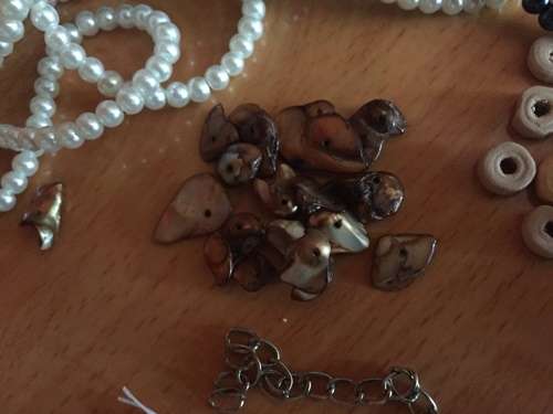 BULK LOAD BEADS AND MORE Starting at R1.00 VALUE R1400